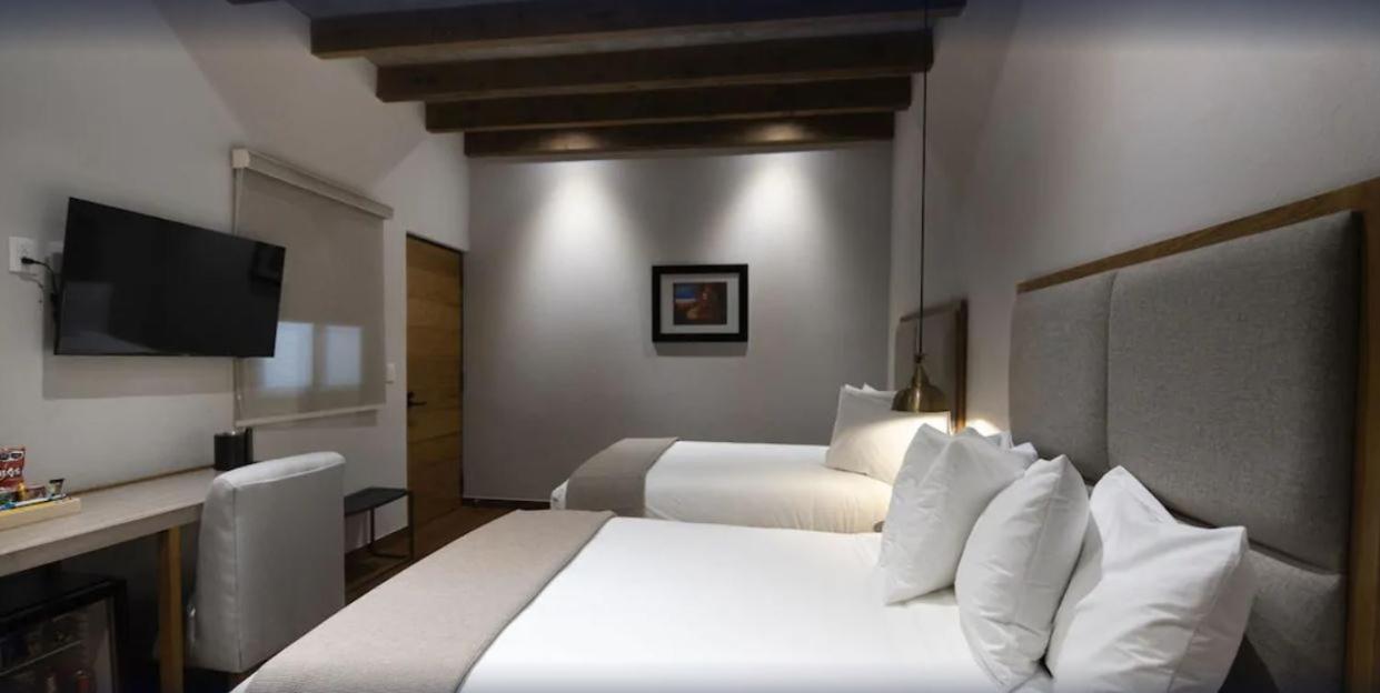 סאן מיגל דה אלנדה Hotel Madi מראה חיצוני תמונה