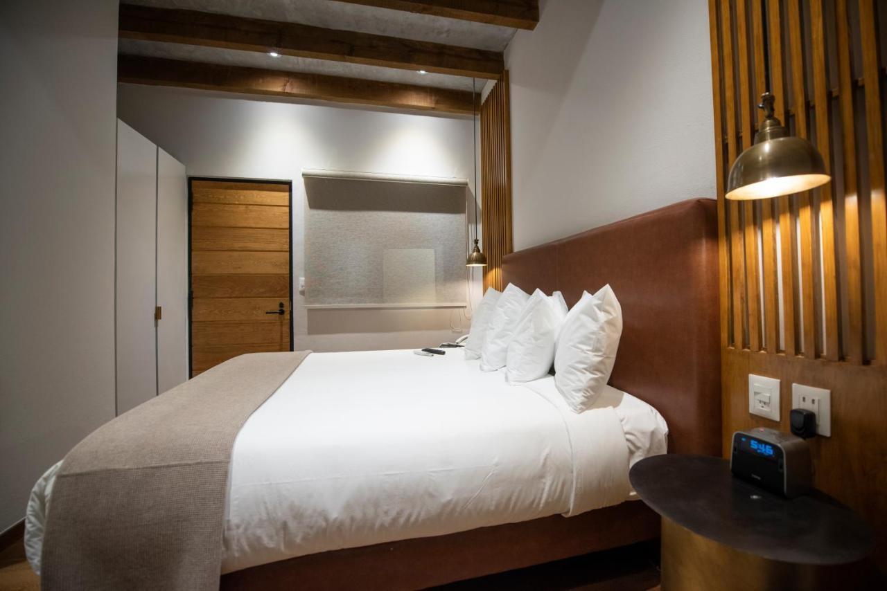 סאן מיגל דה אלנדה Hotel Madi מראה חיצוני תמונה